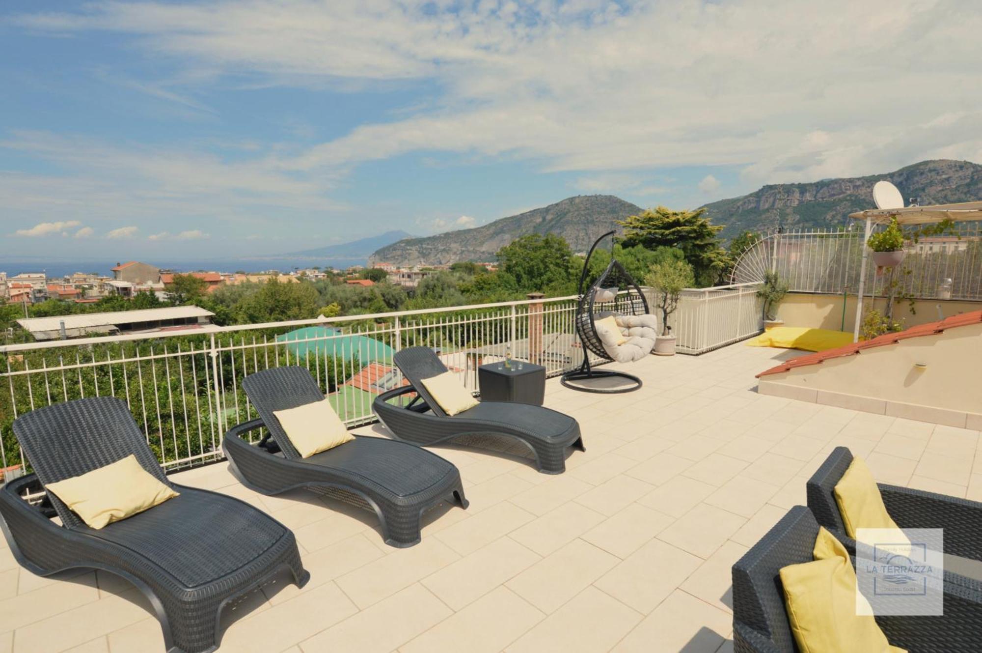 La Terrazza Family Holidays - Sorrento Coast Sant'Agnello Bagian luar foto
